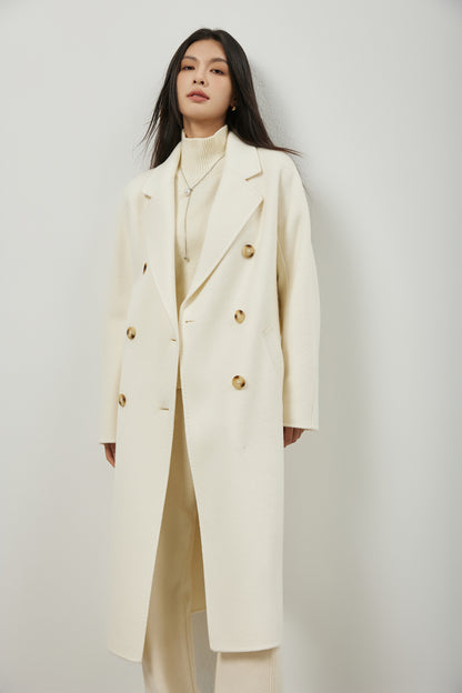Manteau long en laine, soie et poil de chameau